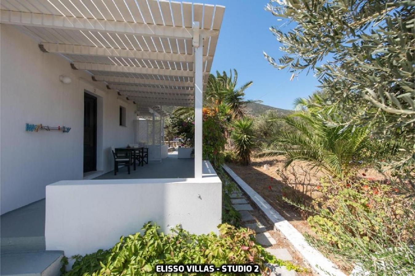 Elisso Apartament *